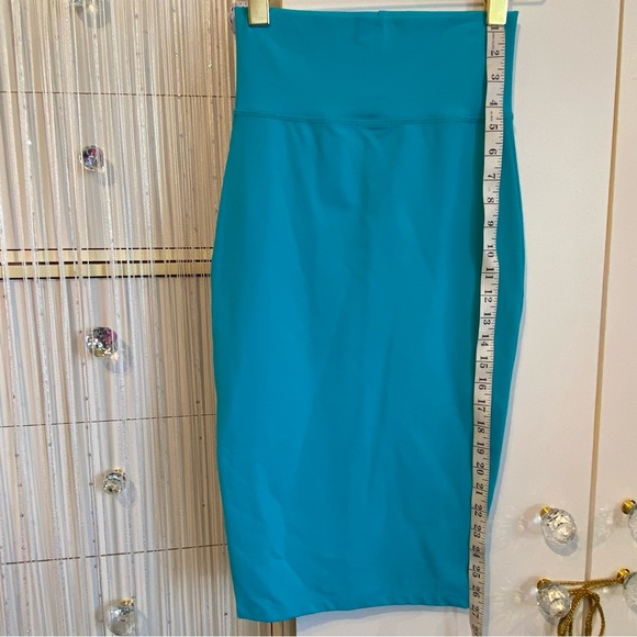 Bebe Turquoise Midi Knit Pencil Skirt Size XS NWT - Picture 13 of 16